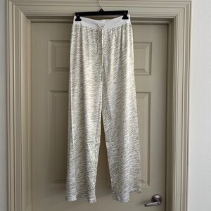 Aerie Cream and Gray Pajama Pants